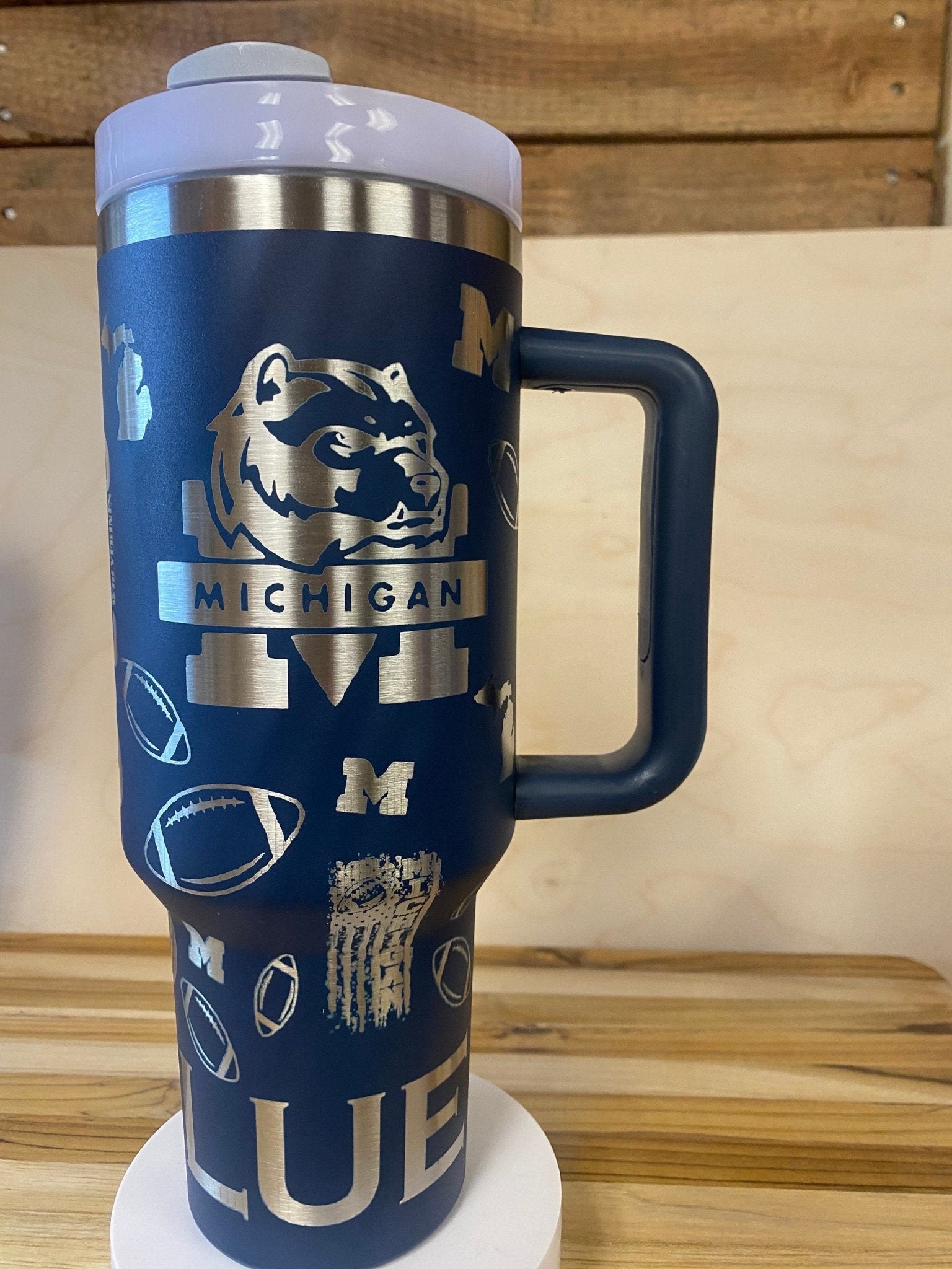 40 0z Laser Engraved Tumbler Michigan - JennyJacks,llc.