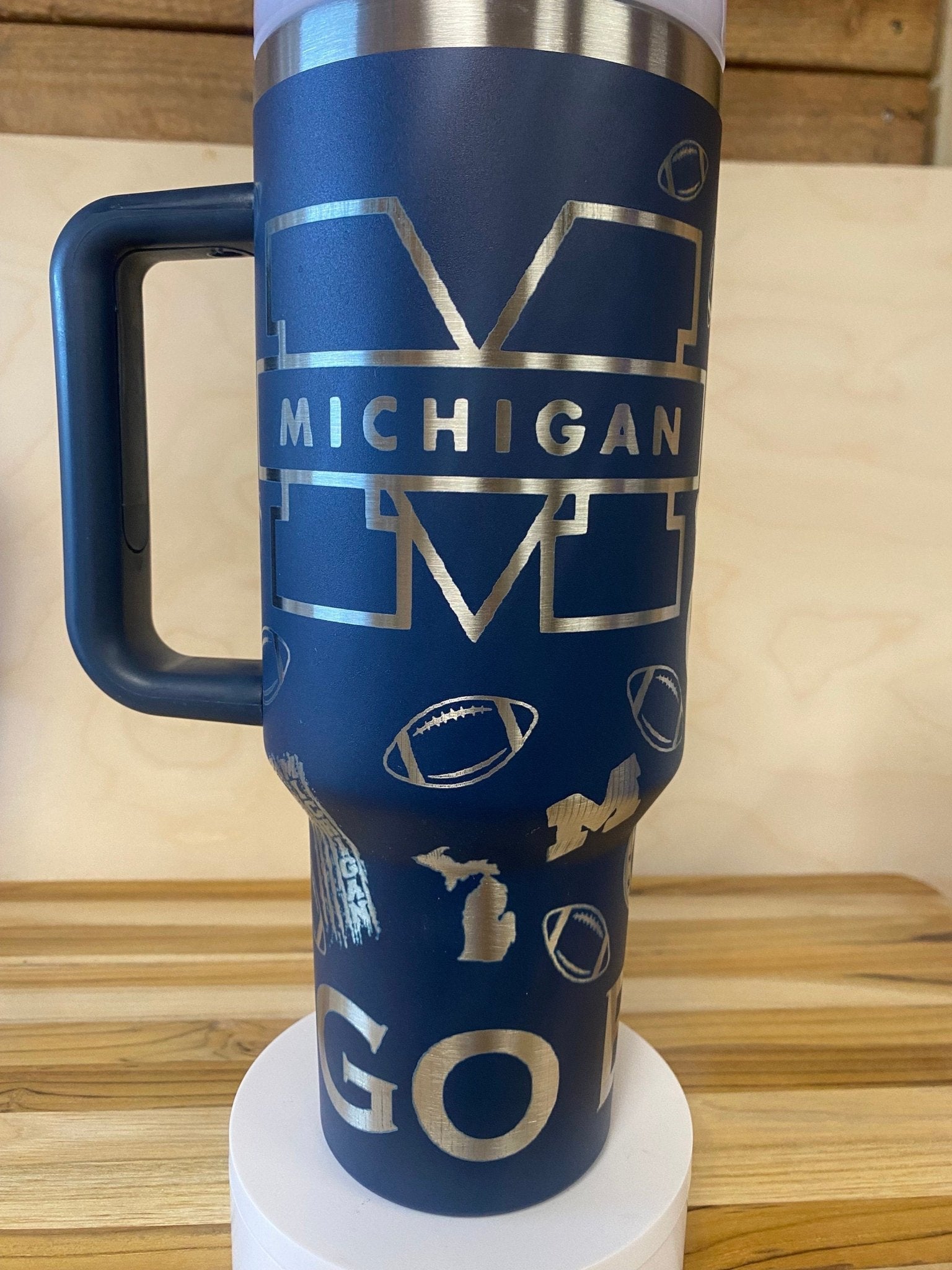 40 0z Laser Engraved Tumbler Michigan - JennyJacks,llc.