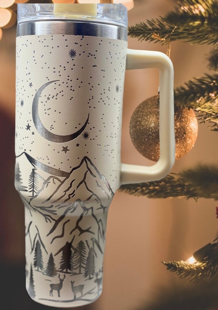 40oz tumbler laser engraved cream white Christmas scene